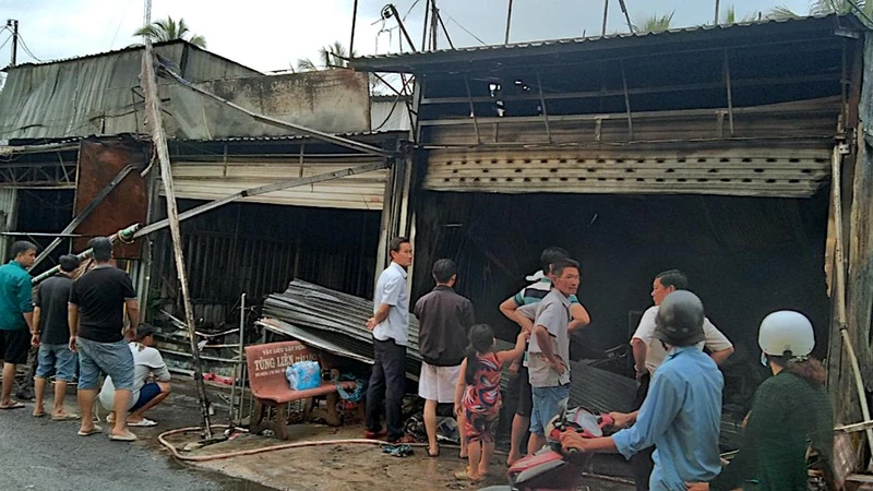 Hiện trường sau vụ cháy ở ấp 10A xã Trần Hợi, huyện Trần Văn Thời, tỉnh Cà Mau.
