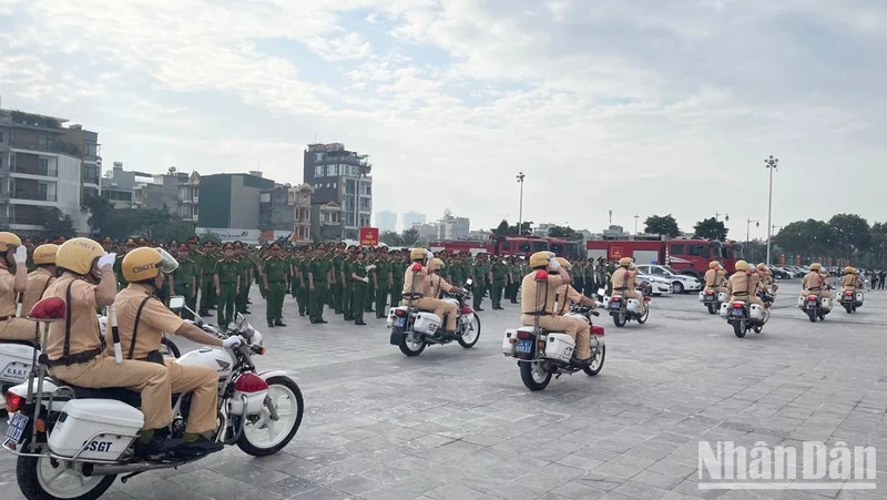 Công an Hải Dương ra quân trấn áp tội phạm, bảo đảm an ninh trật tự.