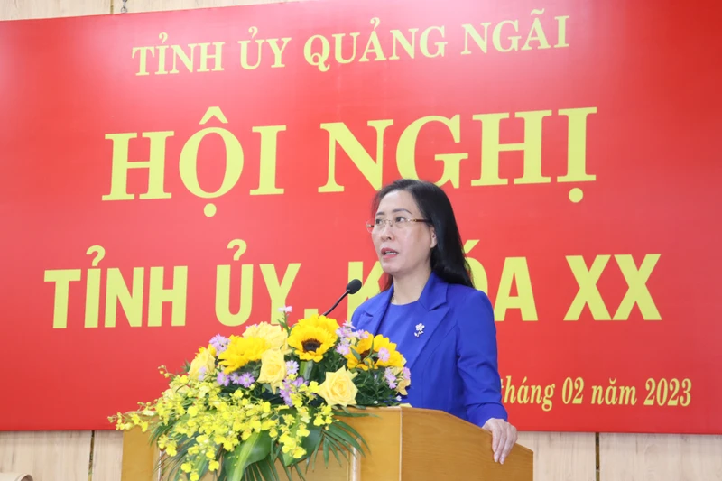Bí thư Tỉnh ủy Quảng Ngãi Bùi Thị Quỳnh Vân phát biểu tại hội nghị.