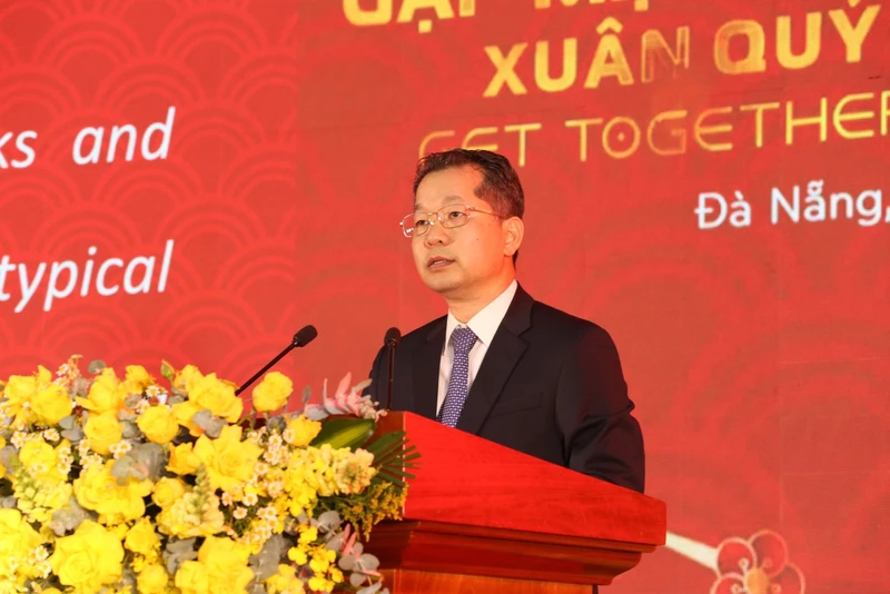 Bí thư Thành ủy Đà Nẵng Nguyễn Văn Quảng phát biểu tại buổi gặp mặt.