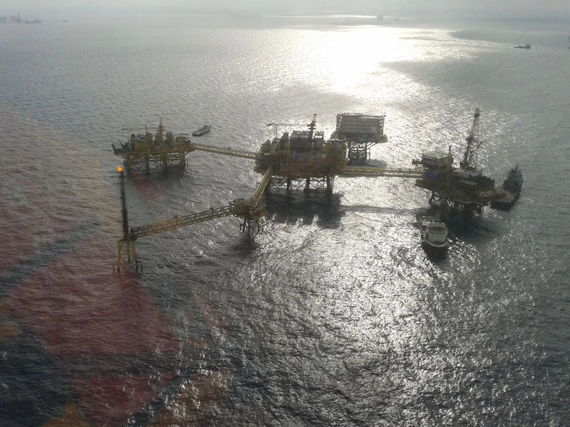Khai thác dầu trên biển Mexico. (Ảnh: CNN/TTXVN)