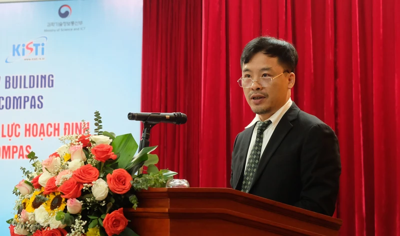 GS, TS Lê Trường Giang, Phó Chủ tịch Viện Hàn lâm Khoa học và Công nghệ Việt Nam phát biểu tại sự kiện.