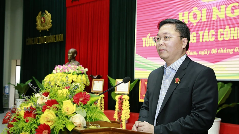 Chủ tịch Ủy ban nhân dân tỉnh Lê Trí Thanh cho biết, Quảng Nam dành gần 23 tỷ đồng hỗ trợ người nghỉ hưu trước tuổi, thôi việc.