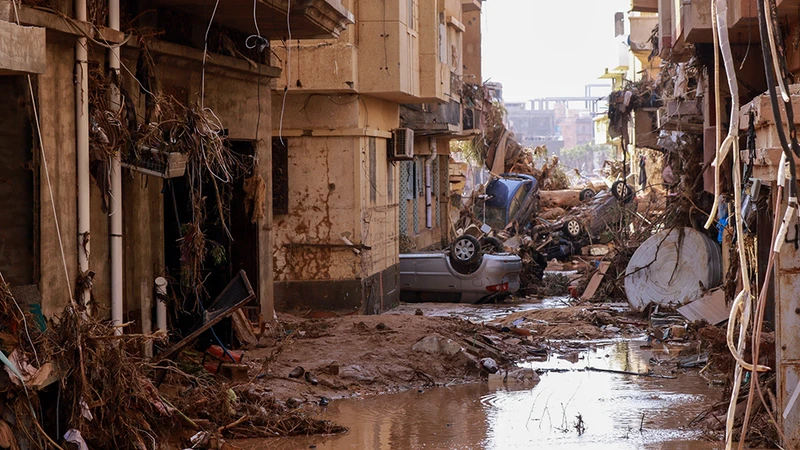Cảnh tàn phá sau trận lũ quét do bão Daniel tại Derna, miền đông Libya, ngày 11/9/2023. (Ảnh: AFP/TTXVN)