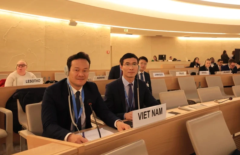 Đại sứ Mai Phan Dũng, Trưởng Phái đoàn Thường trực của Việt Nam tại Liên hợp quốc, phát biểu tại phiên họp.