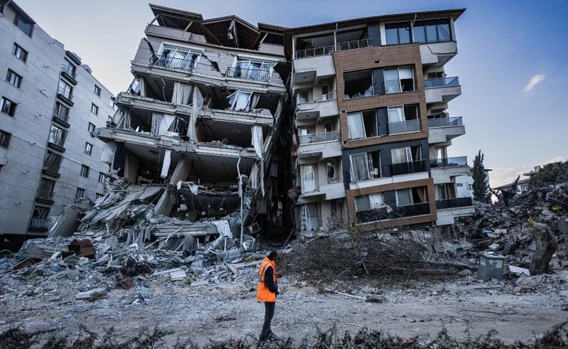 Các tòa nhà bị phá hủy sau trận động đất tại Antakya, Thổ Nhĩ Kỳ, ngày 19/2/2023. (Ảnh: AFP/TTXVN)