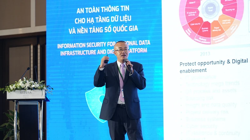 Ông Li Hai, Giám đốc An ninh Bảo mật, Quan hệ Chính phủ và Truyền thông của Huawei tại sự kiện Vietnam Cyber Security Day 2024.