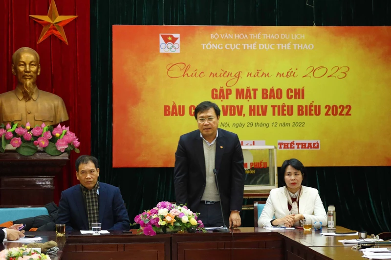 Tổng cục trưởng Tổng cục Thể thao Đặng Hà Việt phát biểu tại buổi gặp mặt.