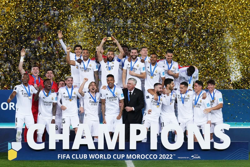 Real Madrid ăn mừng chiến thắng trên sân Prince Moulay Abdellah (thủ đô Rabat, Maroc). (Ảnh: FIFA)