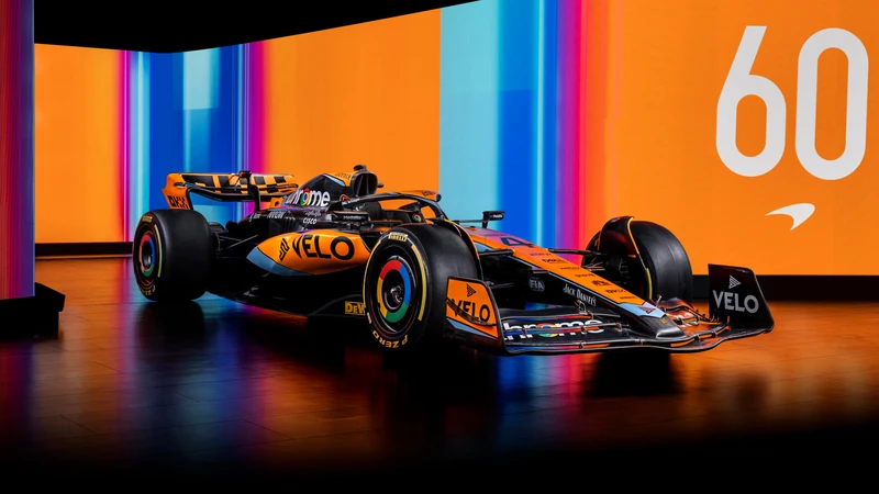 Chiếc xe MCL60 của đội đua McLaren cho mùa giải F1 2023. (Ảnh: F1)
