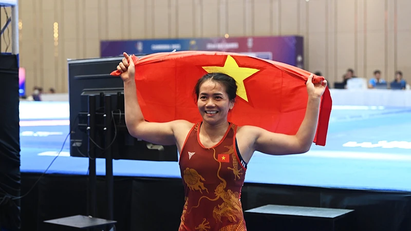 Các vận động viên nữ Vật Việt Nam giành trọn 6 Huy chương Vàng ở 6 hạng cân trong ngày 15/5. 
