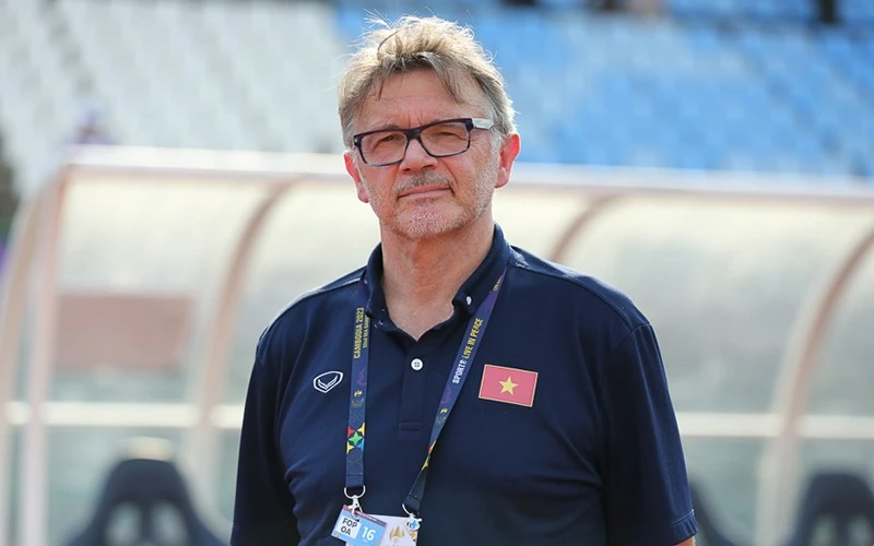 Huấn luyện viên Philippe Troussier sẽ dẫn dắt đội tuyển Việt Nam bắt đầu hành trình hướng tới World Cup 2026 từ vòng loại thứ hai. 