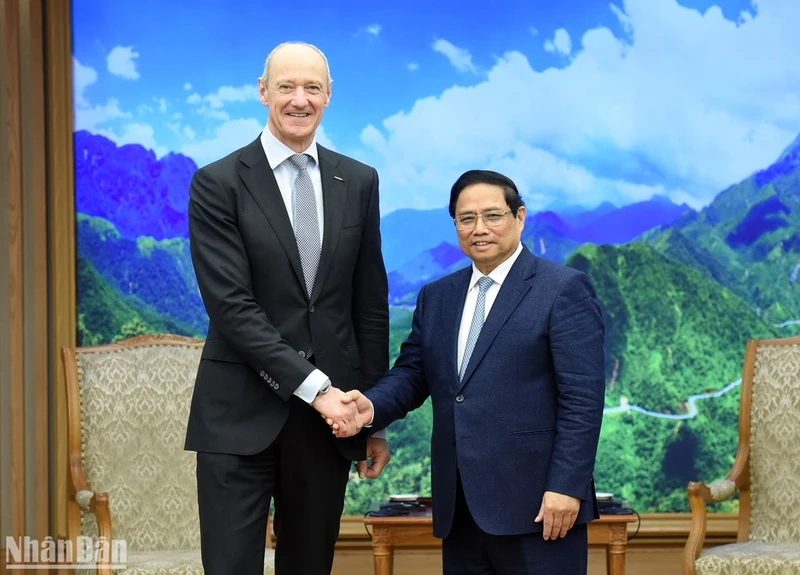 Thủ tướng Phạm Minh Chính tiếp ông Roland Busch, Chủ tịch kiêm Tổng giám đốc Tập đoàn Siemens AG. (Ảnh: TRẦN HẢI)