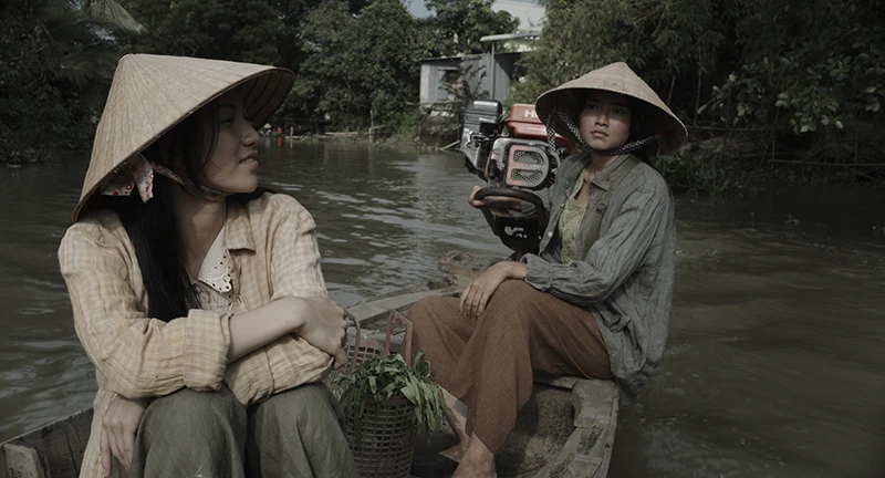 Cảnh trong phim Tro tàn rực rỡ, bộ phim gặt hái nhiều giải thưởng điện ảnh trong và ngoài nước của nhà sản xuất Trần Thị Bích Ngọc. 