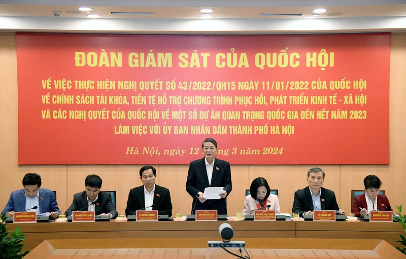 Phó Chủ tịch Quốc hội Nguyễn Đức Hải - Trưởng Đoàn giám sát của Quốc hội giám sát việc thực hiện Nghị quyết số 43/2022/QH15, làm việc với Ủy ban nhân dân thành phố Hà Nội chiều 12/3/2024. Nguồn: quochoi.vn 