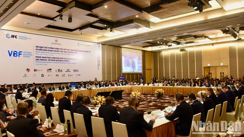Quang cảnh Hội nghị Thủ tướng Chính phủ gặp mặt cộng đồng doanh nghiệp FDI và Diễn đàn Doanh nghiệp Việt Nam thường niên năm 2024.