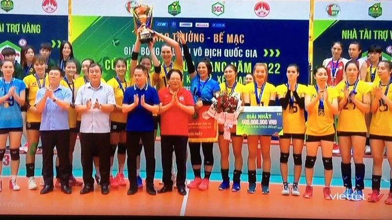 Bóng chuyền nữ Thái Bình vô địch quốc gia lần thứ hai sau 15 năm chờ đợi.