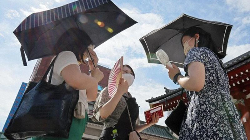 Nhật Bản trải qua mùa hè nóng kỷ lục thứ hai. (Nguồn: mainichi/TTXVN)