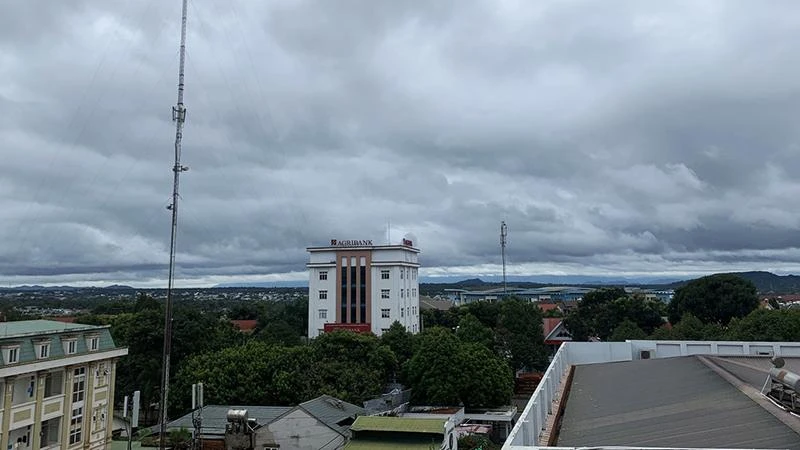 Vào lúc 15 giờ 50 phút ngày 27/9, thời tiết ở Đắk Lắk nhiều mây nhưng chưa có mưa.