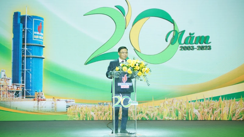 Tổng Giám đốc Petrovietnam Lê Mạnh Hùng phát biểu tại sự kiện.