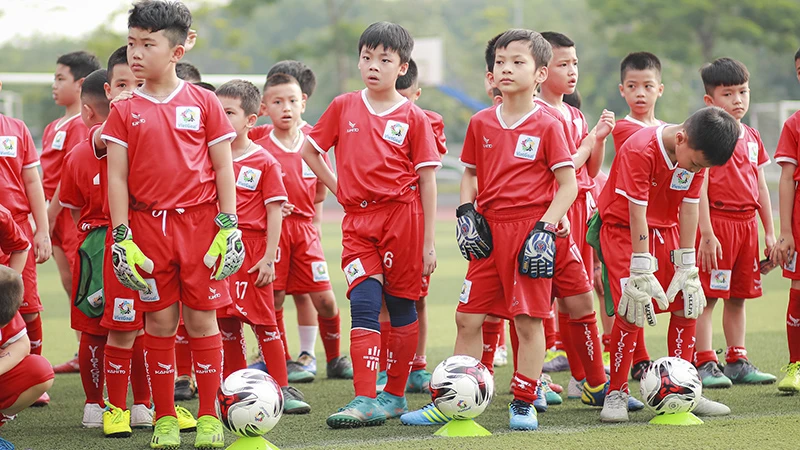 Đây sẽ là những cầu thủ tương lai của bóng đá Hà Nội.
