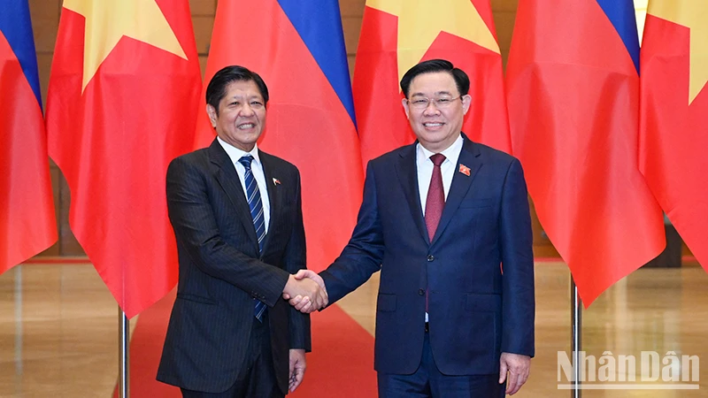 Chủ tịch Quốc hội Vương Đình Huệ và Tổng thống Philippines Ferdinand Romualdez Marcos Jr.