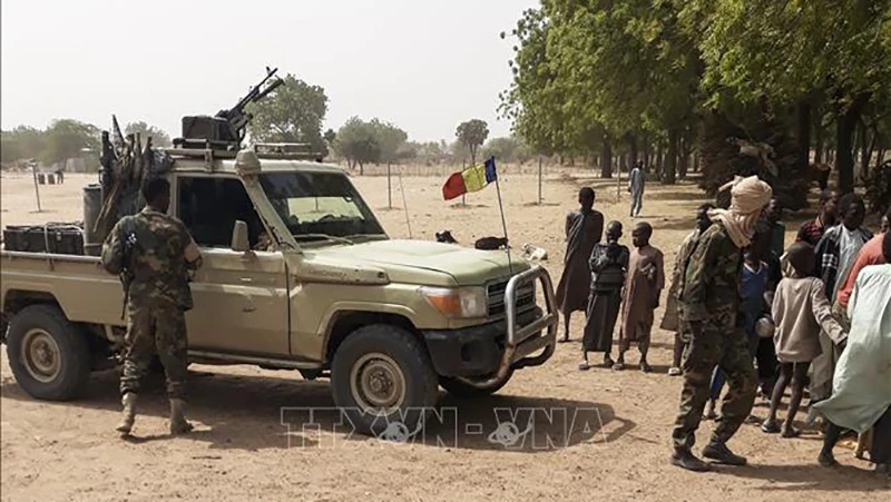 Binh sĩ CH Chad được triển khai tại khu vực Koundoul, cách thủ đô N'Djamena 25km. (Ảnh (tư liệu) minh họa: AFP/TTXVN)