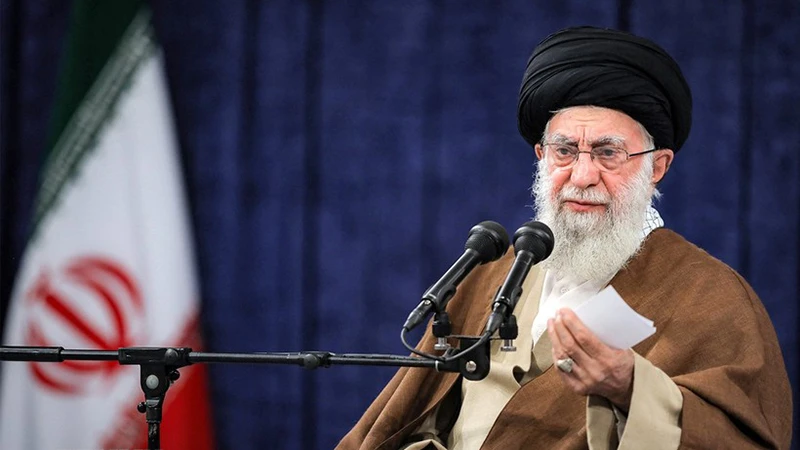 Lãnh đạo tối cao Iran Ali Khamenei. (Ảnh: AFP/TTXVN)