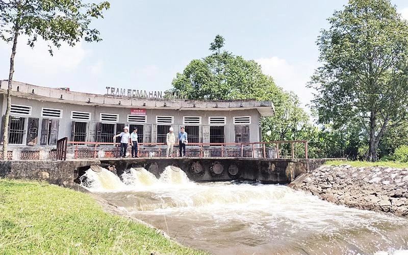 Trạm bơm Nhân Trạch, xã Hoằng Ðạo, huyện Hoằng Hóa (Thanh Hóa) vận hành tiêu úng. 