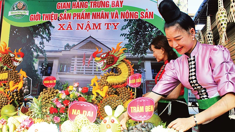 Tỉnh Sơn La tổ chức nhiều chương trình quảng bá, giới thiệu các sản phẩm nông sản thế mạnh của các cơ sở. 