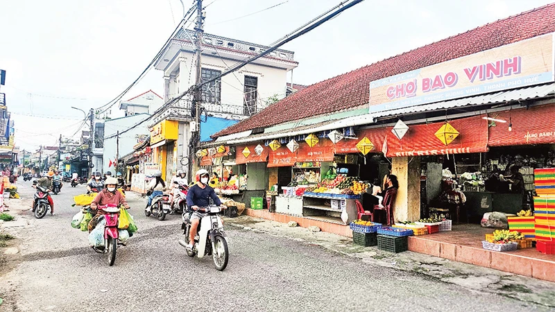 Phố cổ Bao Vinh hiện đang xuống cấp, cần được đầu tư đồng bộ về hạ tầng để phát huy giá trị di sản về một đô thị cổ. 