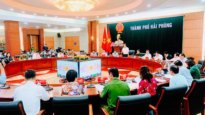 Phó Thủ tướng Chính phủ Trần Lưu Quang cùng các bộ, ngành làm việc với thành phố Hải Phòng và các tỉnh Quảng Ninh, Hải Dương.