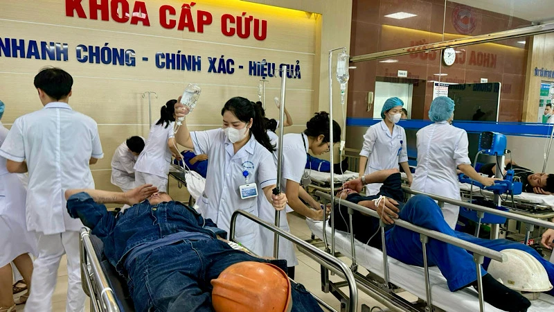 Các cơ sở y tế trên địa bàn thành phố Hải Phòng đang khẩn trương xử trí các ca bệnh nghi do ngộ độc thực phẩm.