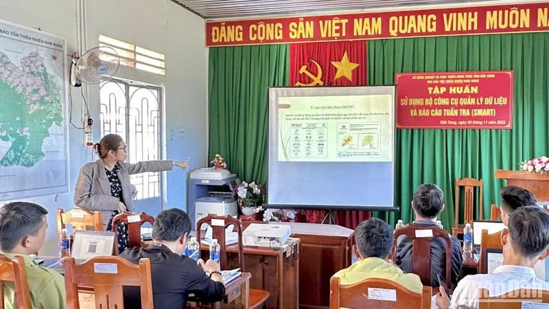 Khu Bảo tồn thiên nhiên Nam Nung đẩy mạnh việc áp dụng các tiến bộ khoa học kỹ thuật vào trong công tác bảo vệ rừng, giám sát đa dạng sinh học, phòng cháy chữa cháy rừng.