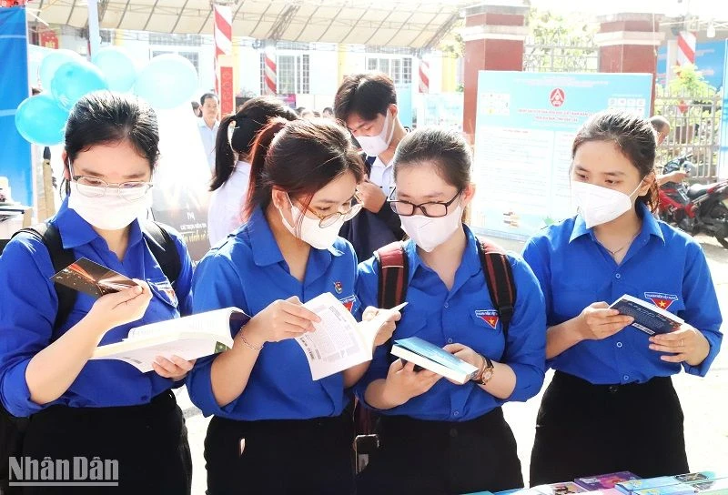 Tuổi trẻ các dân tộc trong tỉnh thi đua học tập hướng đến kỷ niệm 120 năm Ngày thành lập tỉnh Đắk Lắk.