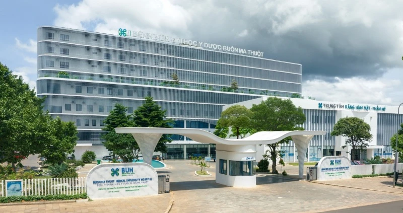 Bệnh viện Đại học Y dược Buôn Ma Thuột bắt đầu nhận hồ sơ xét duyệt từ ngày 16 đến 31/10.