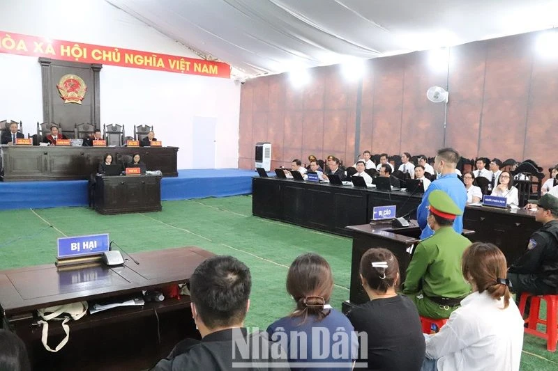 View - Xét xử sơ thẩm công khai vụ tấn công khủng bố trụ sở xã tại Đắk Lắk: Tiếp tục thẩm vấn, xét hỏi các bị cáo