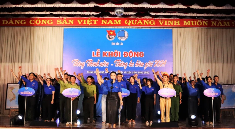 Tuổi trẻ Đắk Lắk thể hiện quyết tâm thực hiện thành công Tháng Thanh niên-Tháng Ba biên giới 2024. 