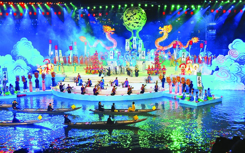 Huế xác lập vị thế thành phố Festival đặc trưng của Việt Nam.