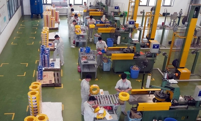 Sản xuất dây điện tại Công ty cổ phần Cơ điện Trần Phú, Khu công nghiệp Việt Nam-Singapore (VSIP) Hải Dương. (Ảnh: ĐĂNG ANH)