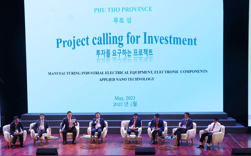 Các đại biểu tham gia phiên thảo luận