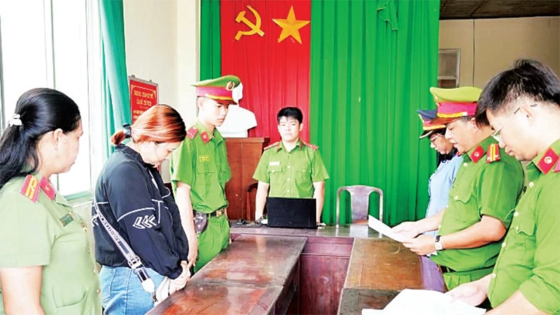 Một đối tượng lừa đảo xuất khẩu lao động bị Công an tỉnh Hậu Giang khởi tố.