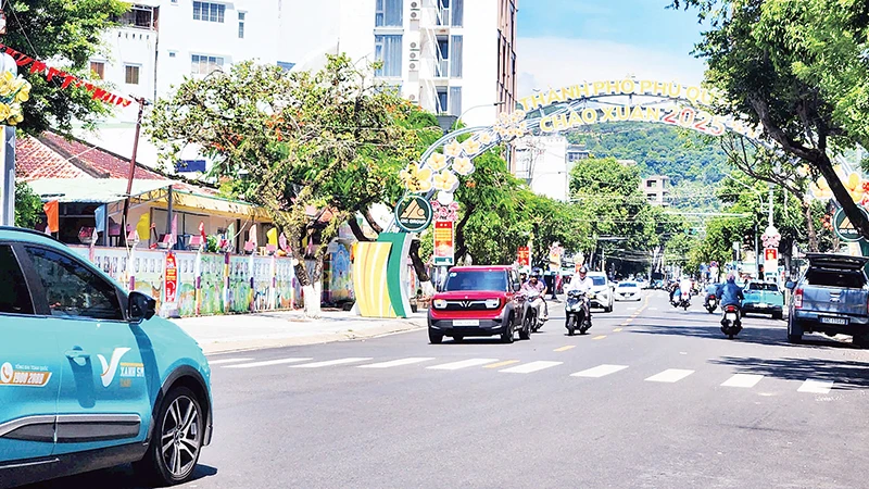Xe điện lưu thông trên địa bàn thành phố Phú Quốc.