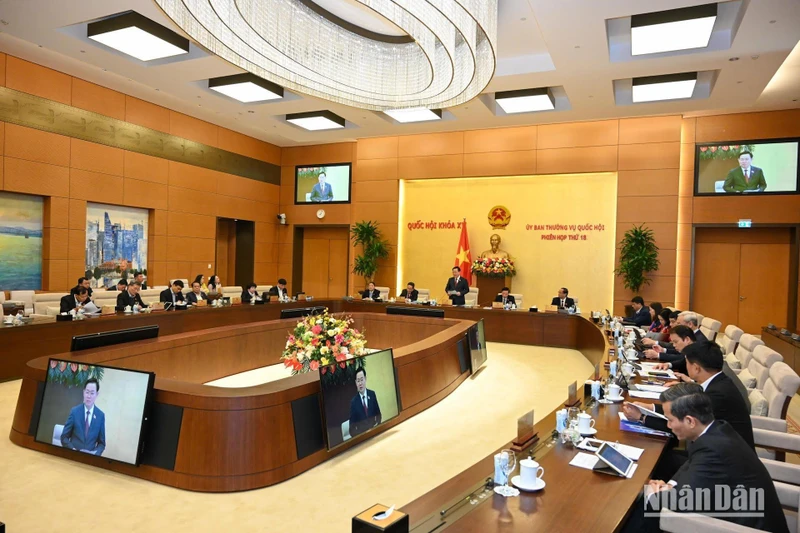 Quang cảnh Phiên họp thứ 18 của Ủy ban Thường vụ Quốc hội. (Ảnh: DUY LINH)