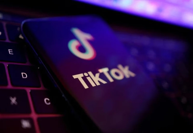 Thời gian qua, TikTok bị chính phủ và cơ quan quản lý ở một số nước giám sát chặt chẽ do lo ngại nguy cơ không bảo mật dữ liệu của người dùng. (Ảnh: Reuters)