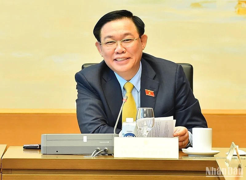 Chủ tịch Quốc hội Vương Đình Huệ phát biểu ý kiến thảo luận tổ về dự án Luật Đất đai (sửa đổi) sáng 9/6. (Ảnh: THỦY NGUYÊN)
