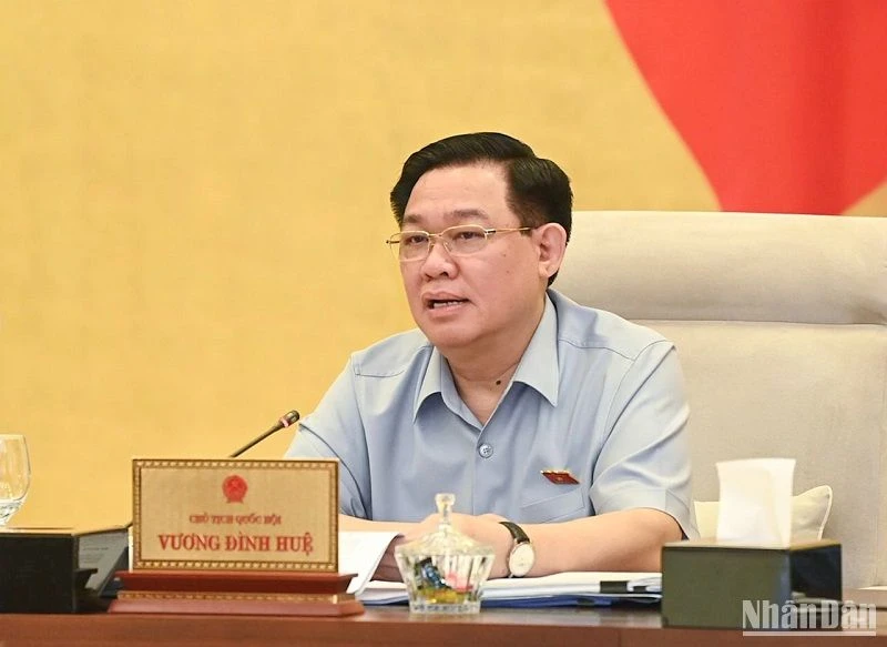 Chủ tịch Quốc hội Vương Đình Huệ cho ý kiến đối với dự án Luật Tài nguyên nước (sửa đổi). (Ảnh: DUY LINH)