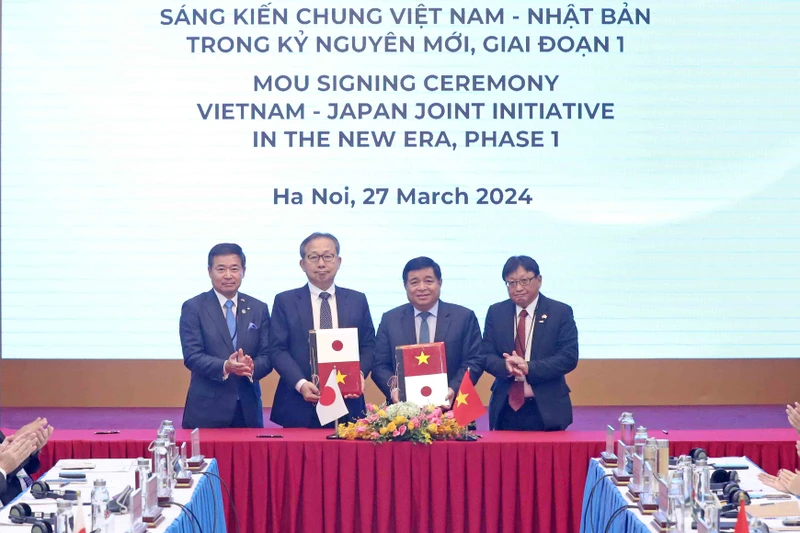 Ký kết Biên bản ghi nhớ “Sáng kiến chung Việt Nam-Nhật Bản trong kỷ nguyên mới, giai đoạn 1”.