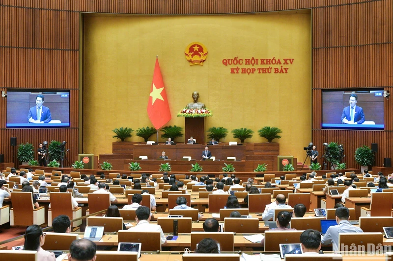 Quang cảnh phiên họp ở hội trường ngày 28/6. (Ảnh: ĐĂNG KHOA)