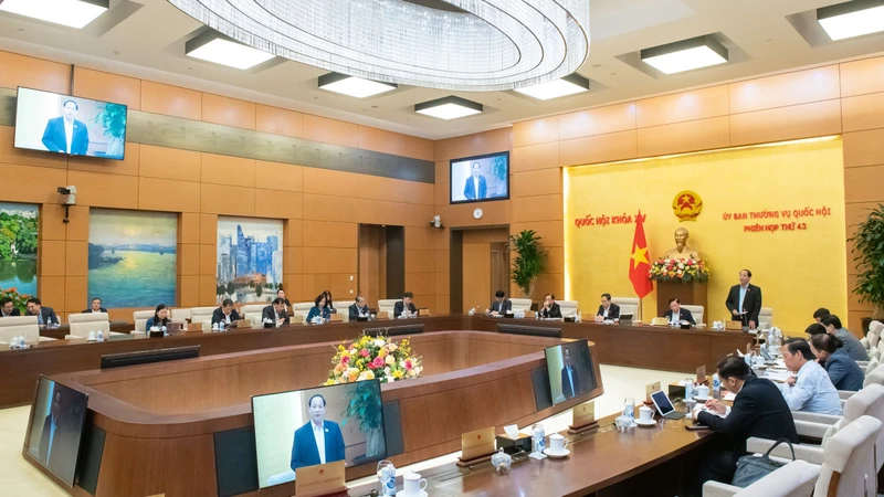 Quang cảnh phiên họp chiều 11/3. 